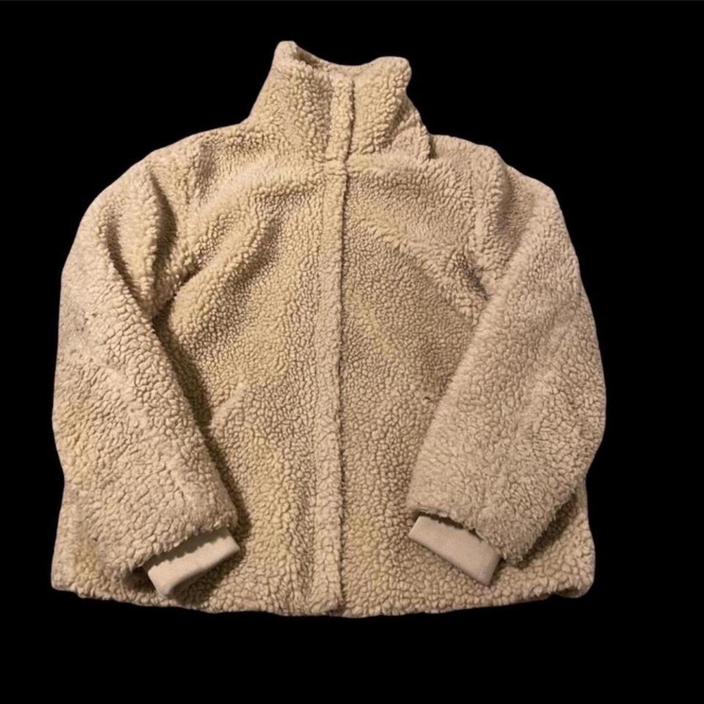 H&M tan shearling Sherpa jacket